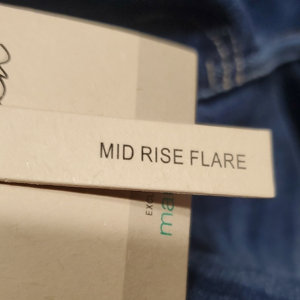 KanCan Blue Midrise Flare Wide Leg Jeans with Distressed Details - Picture 12 of 12